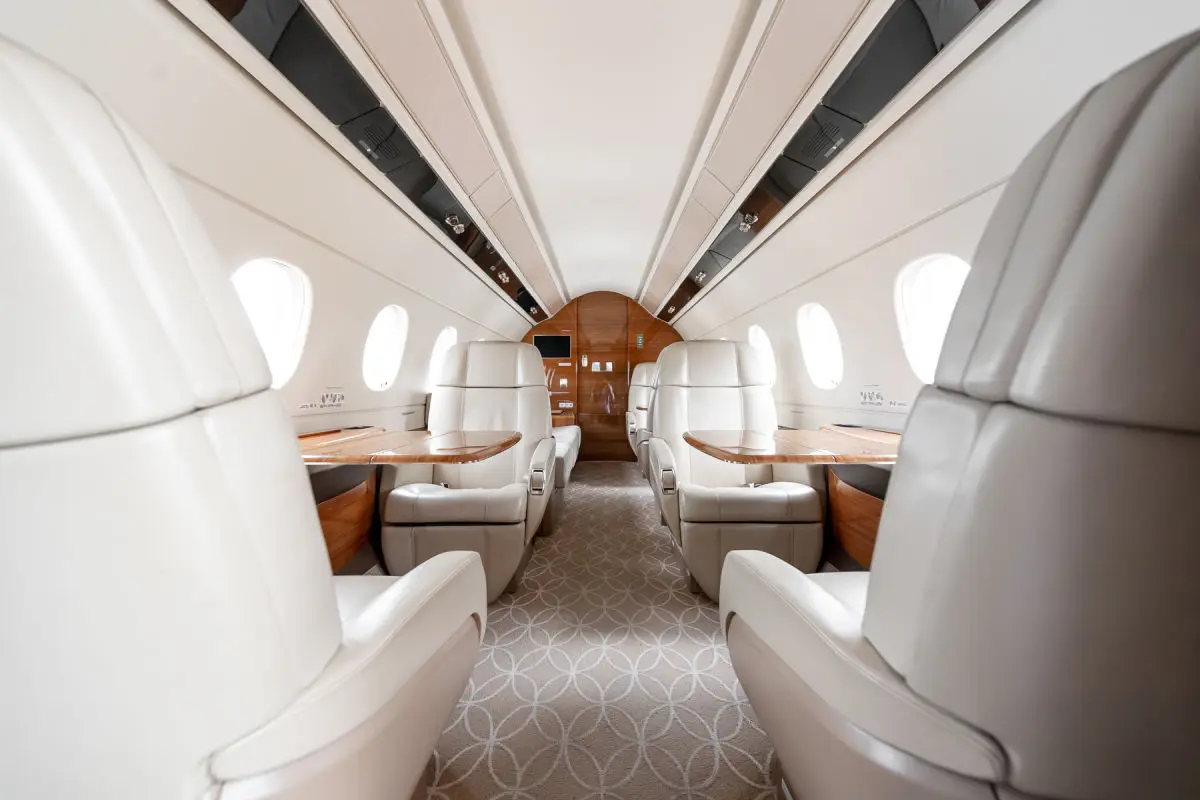 Embraer Legacy 500 PH-LGD operated by ASL Group photo 2