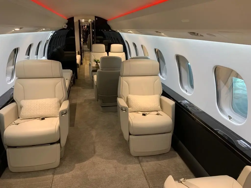 Bombardier Global 6500 PH-RRW operated by ASL Group photo 6