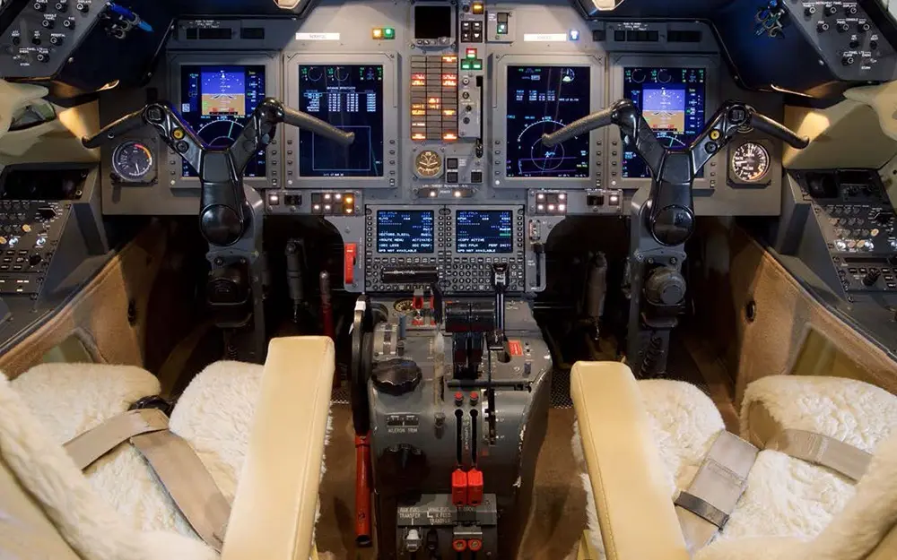 Beechcraft Hawker 900XP PK-DJV operated by Alfa5 Aviation photo 6