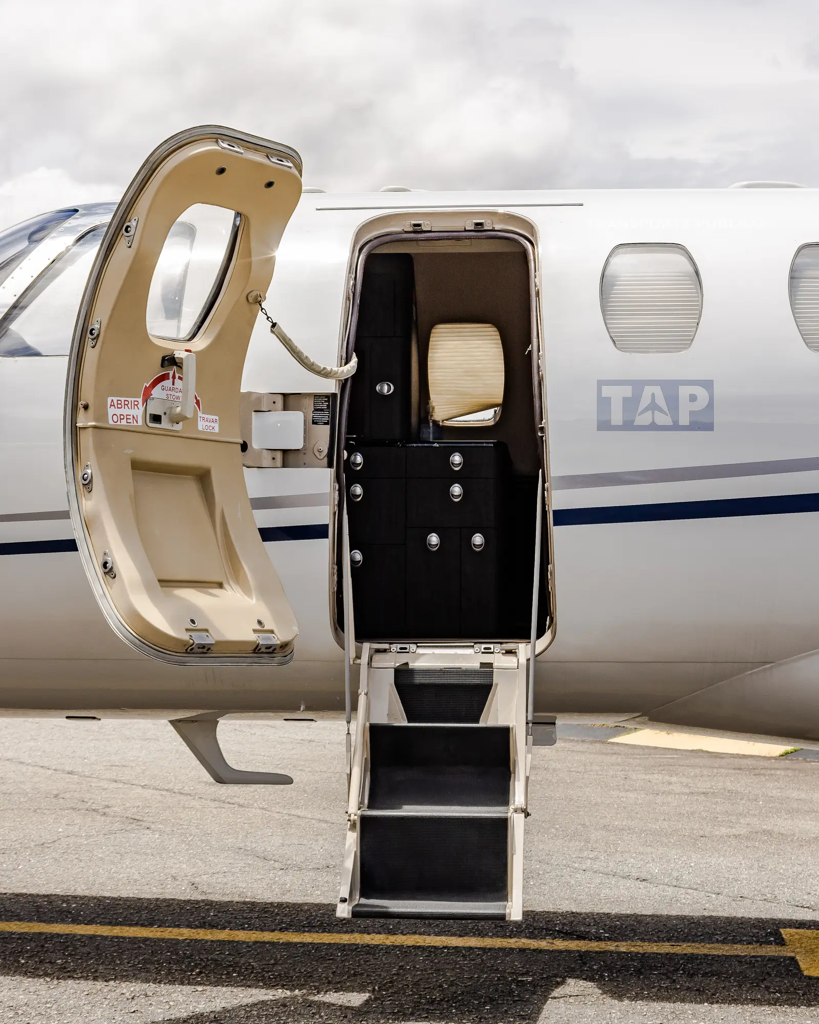 Cessna Citation CJ2 PR-TAP operated by Taxi Aereo Piracicaba photo 4