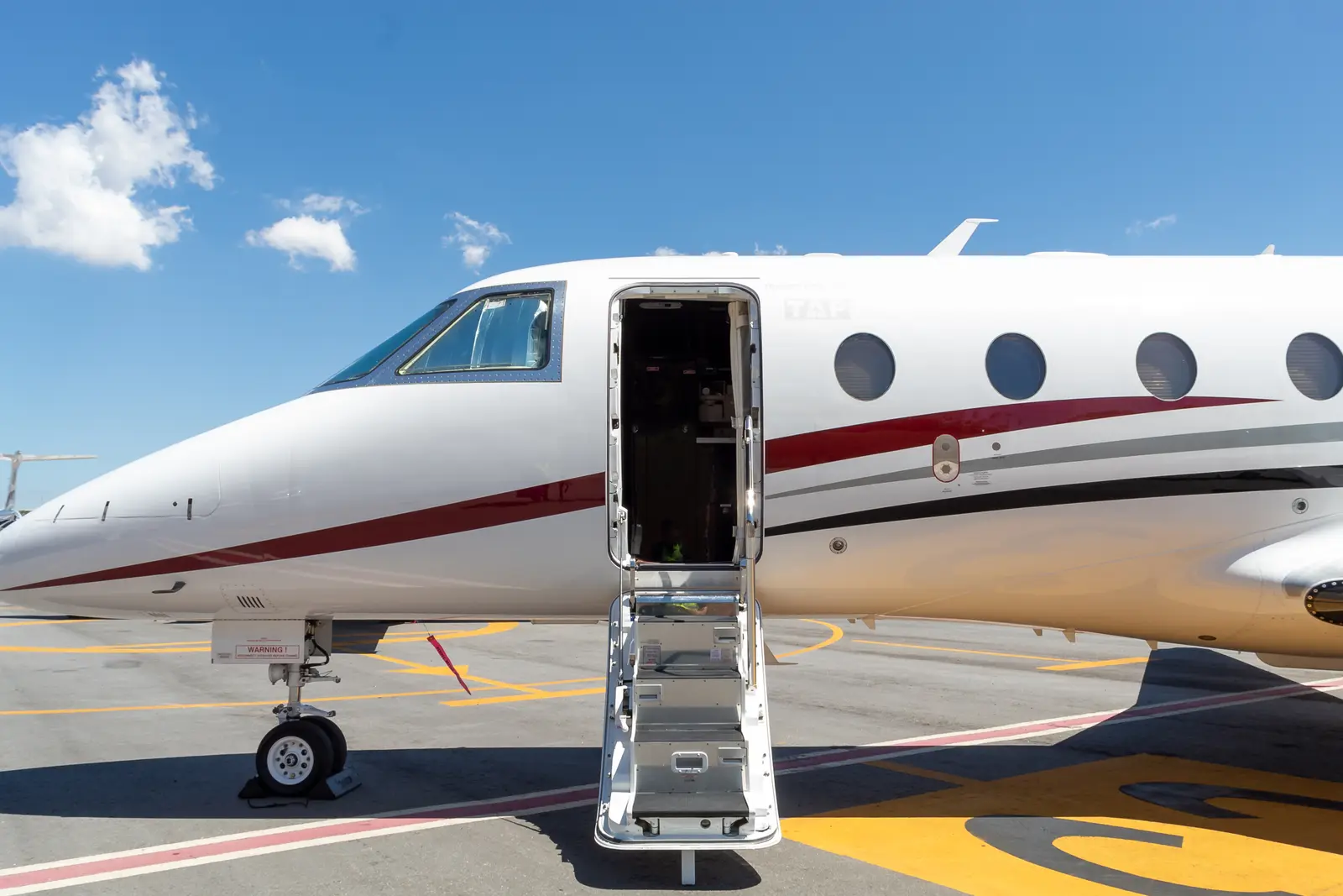 Gulfstream G150 PS-TPI operated by Taxi Aereo Piracicaba, exterior
