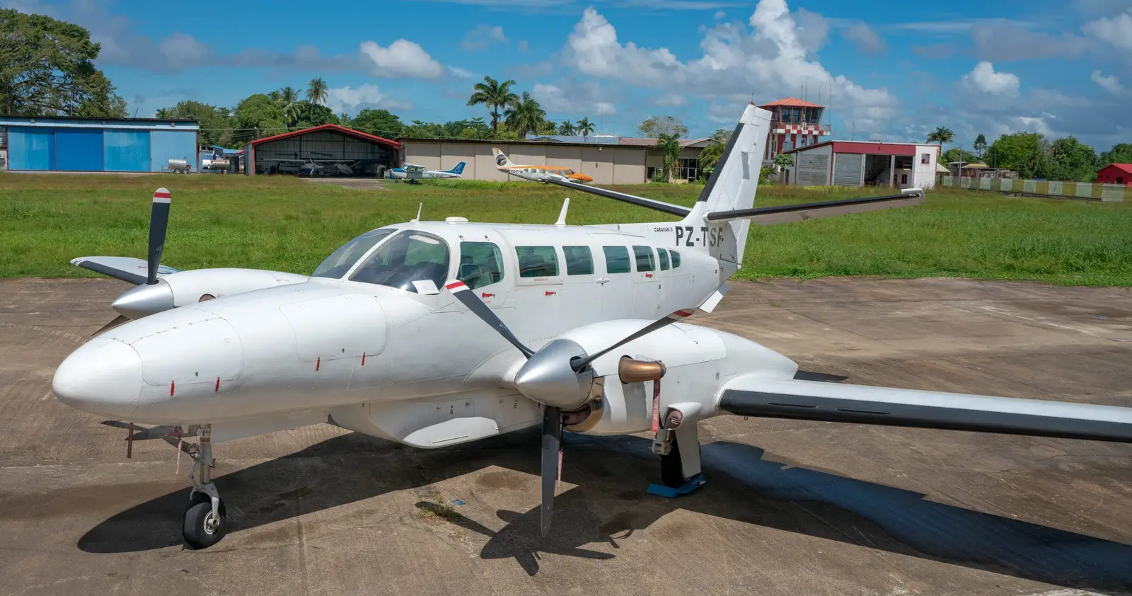 Cessna 406 PZ-TSF operated by Blue Wing Airlines photo 4