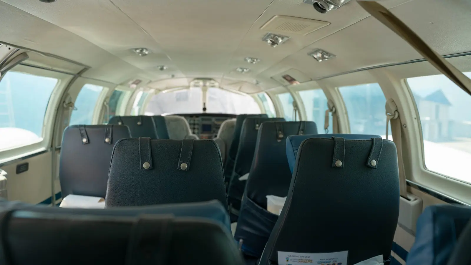 Cessna 406 PZ-TSF operated by Blue Wing Airlines photo 5