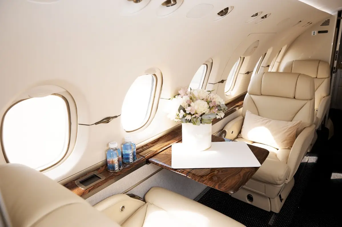 Beechcraft Hawker 850XP RA-02730 operated by Weltall-avia Airlines photo 6