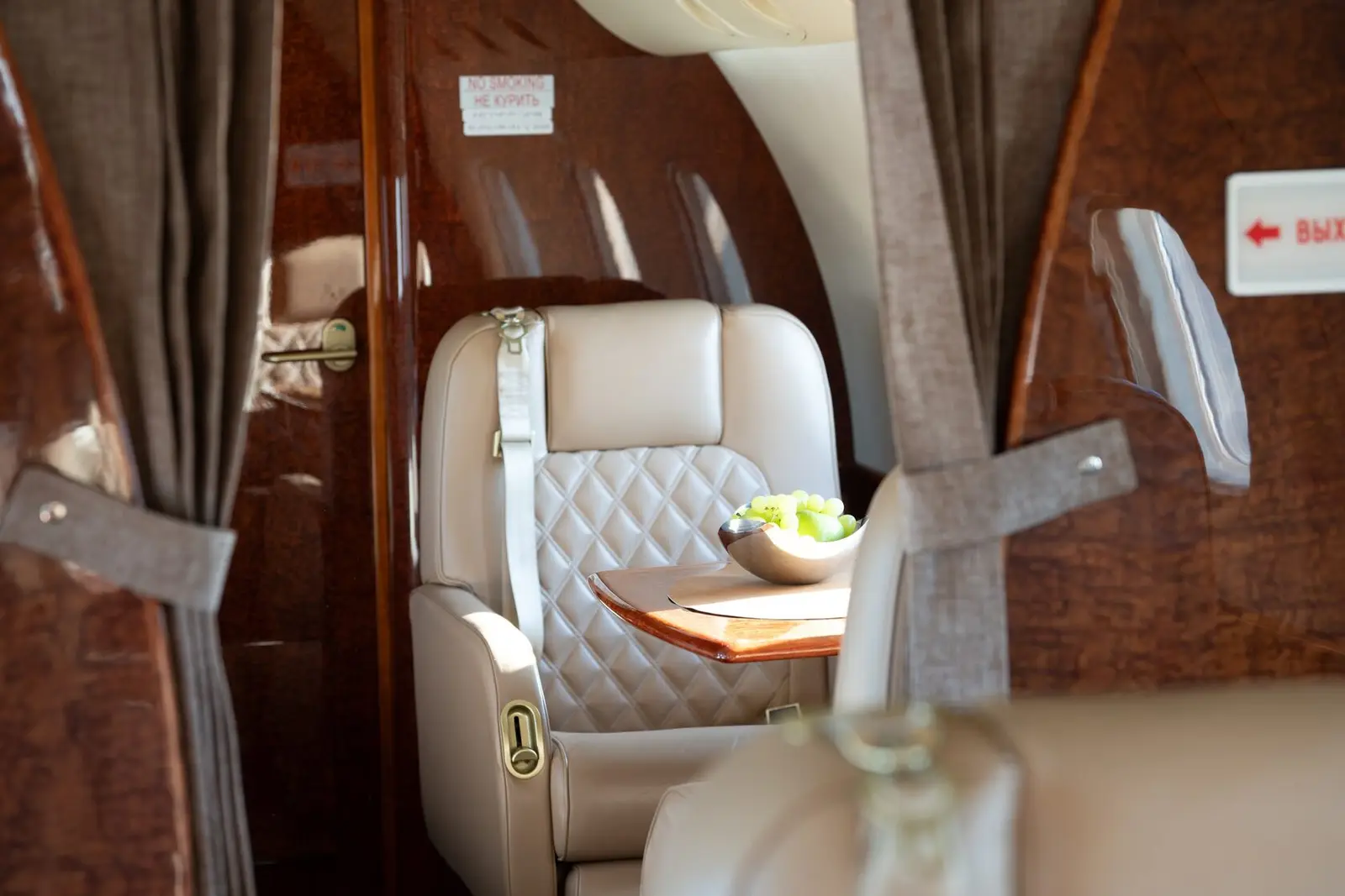 Embraer Legacy 600 RA-02786 operated by Sanret – Avia Management Group photo 2