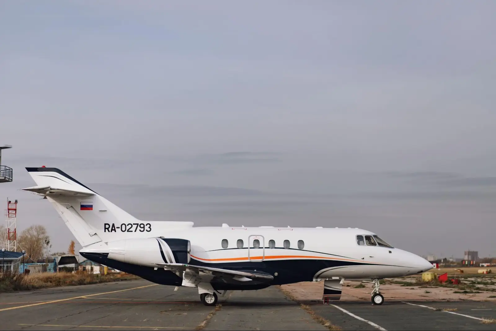 Beechcraft Hawker 800XP RA-02793 operated by Weltall-avia Airlines photo 6