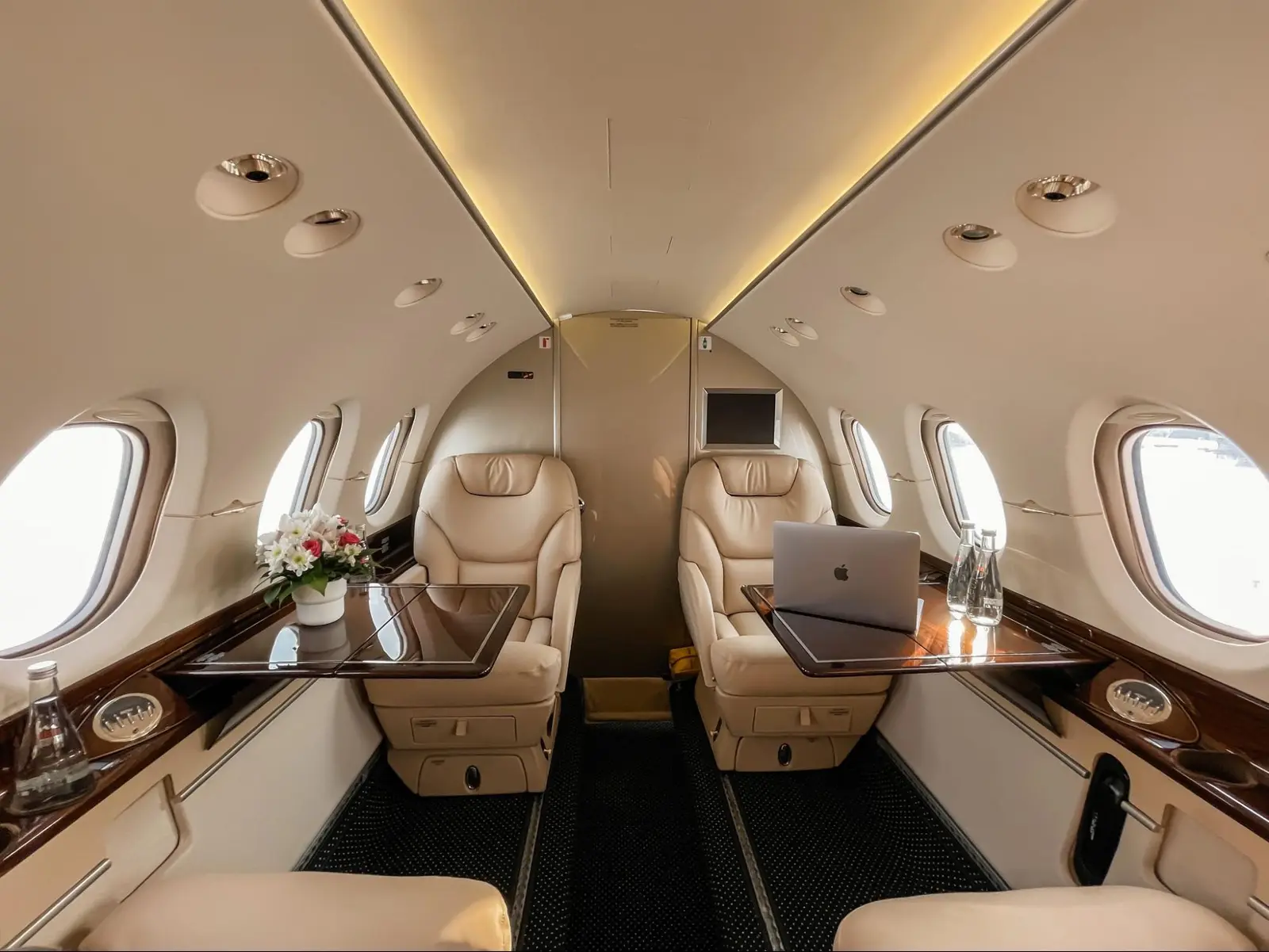 Beechcraft Hawker 800XP RA-02794 operated by Weltall-avia Airlines photo 5