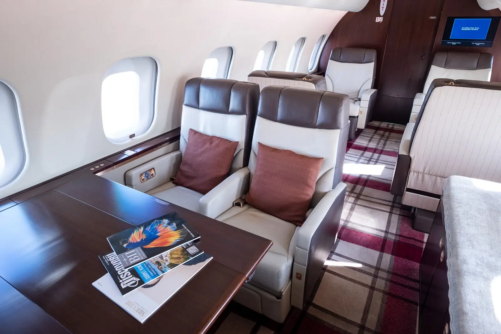 Bombardier Global 5000 RA-67131 operated by Tulpar Aero Group Ltd. photo 3