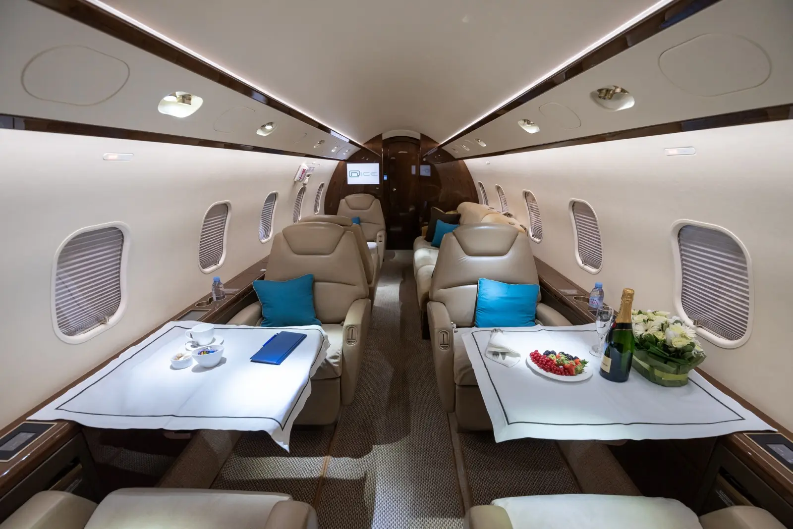 Bombardier Challenger 300 RA-67221 operated by Jet Express LTD photo 2