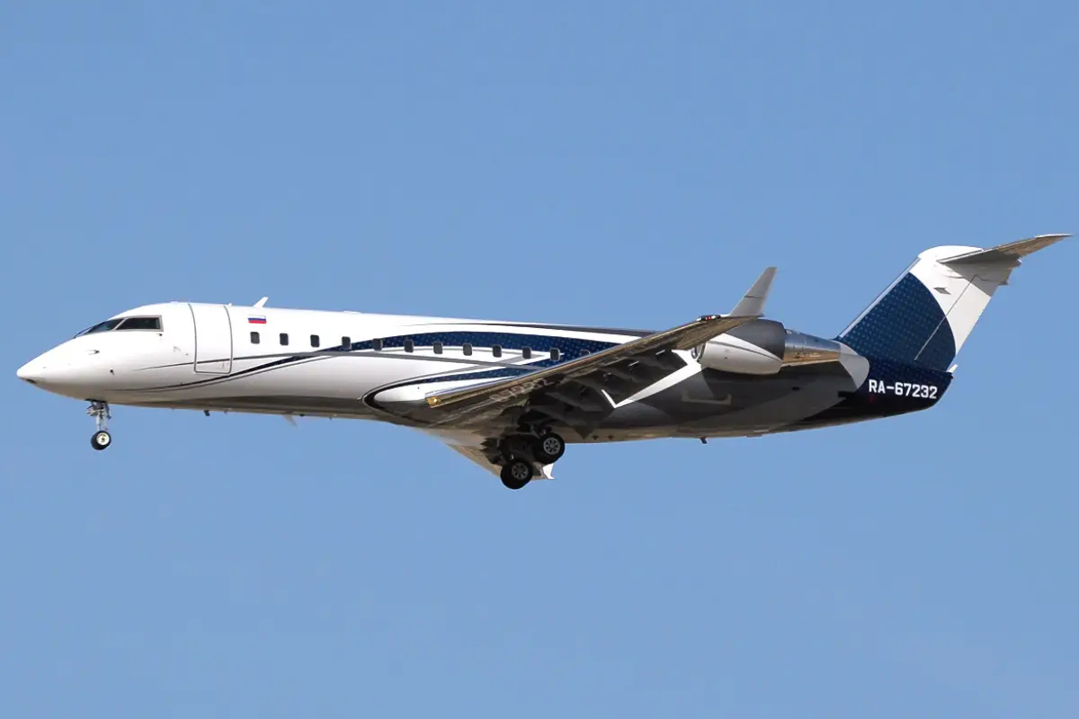 Bombardier Challenger 850 RA-67232 operated by Tulpar Aero Group Ltd., exterior