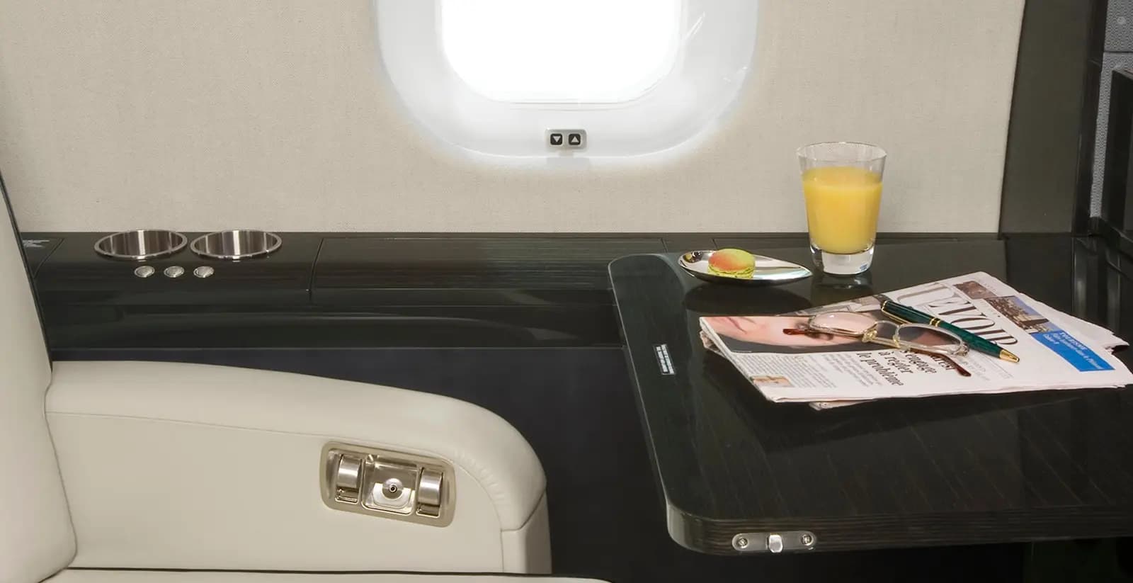 Bombardier Global Express XRS RA-73538 operated by SkyLight Airline photo 5