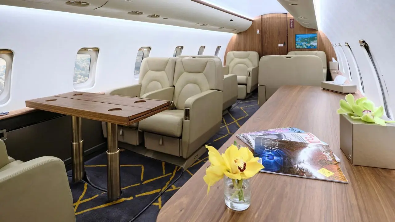 Bombardier Challenger 850 RA-73558 operated by Tulpar Aero Group Ltd. photo 4