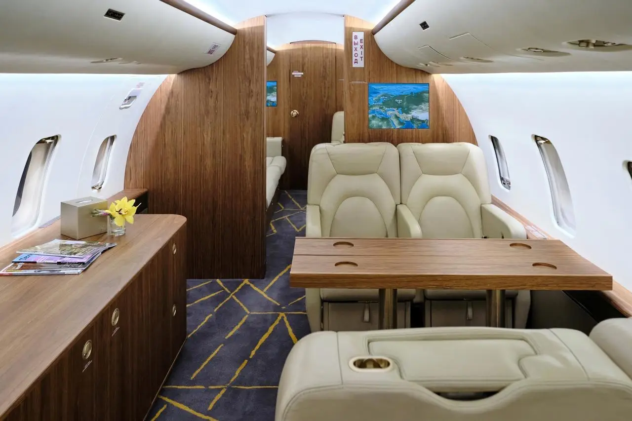 Bombardier Challenger 850 RA-73558 operated by Tulpar Aero Group Ltd. photo 5