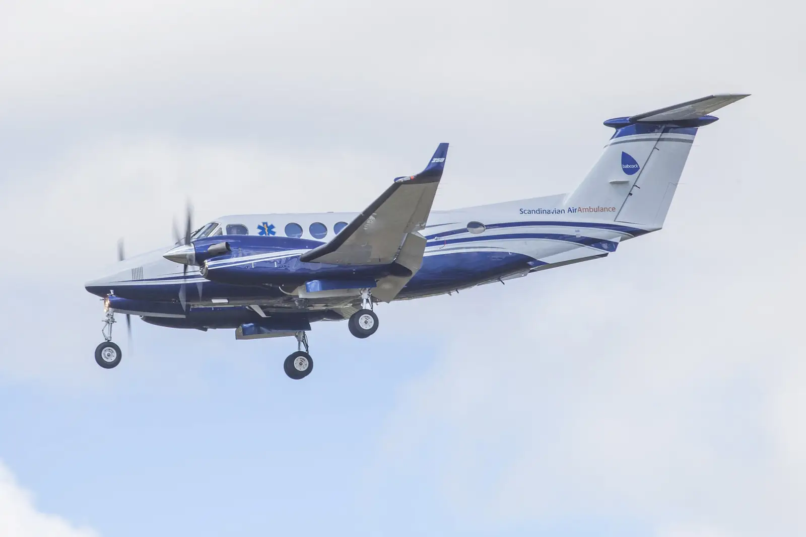 Beechcraft King Air B200GT SE-MJI operated by Avincis Aviation Critical Service photo 2
