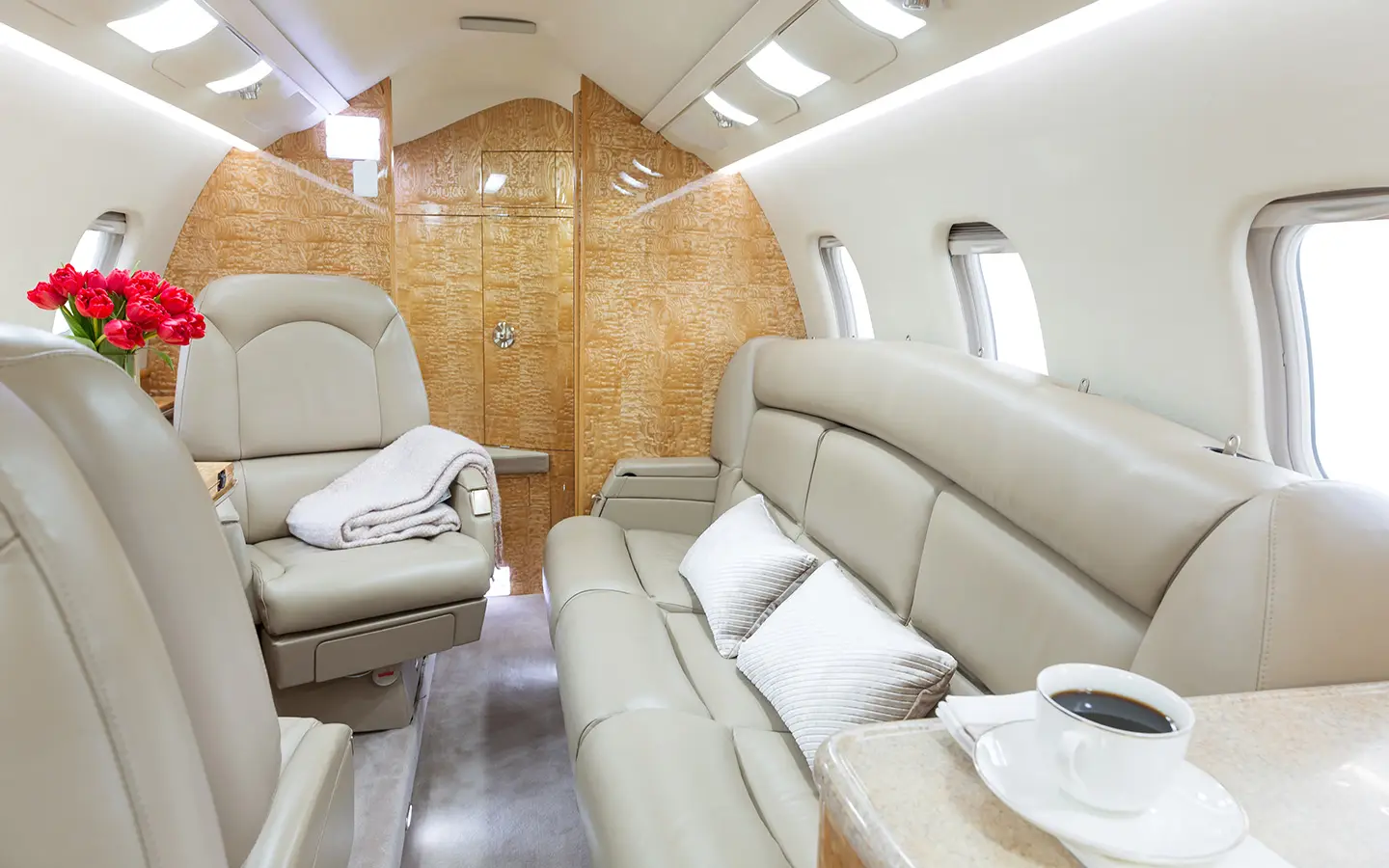 Bombardier Learjet 60XR SP-CEZ operated by AMC Aviation, exterior