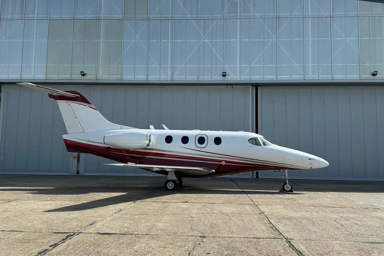 Beechcraft Premier 1 SP-VHA operated by AMC Aviation photo 2