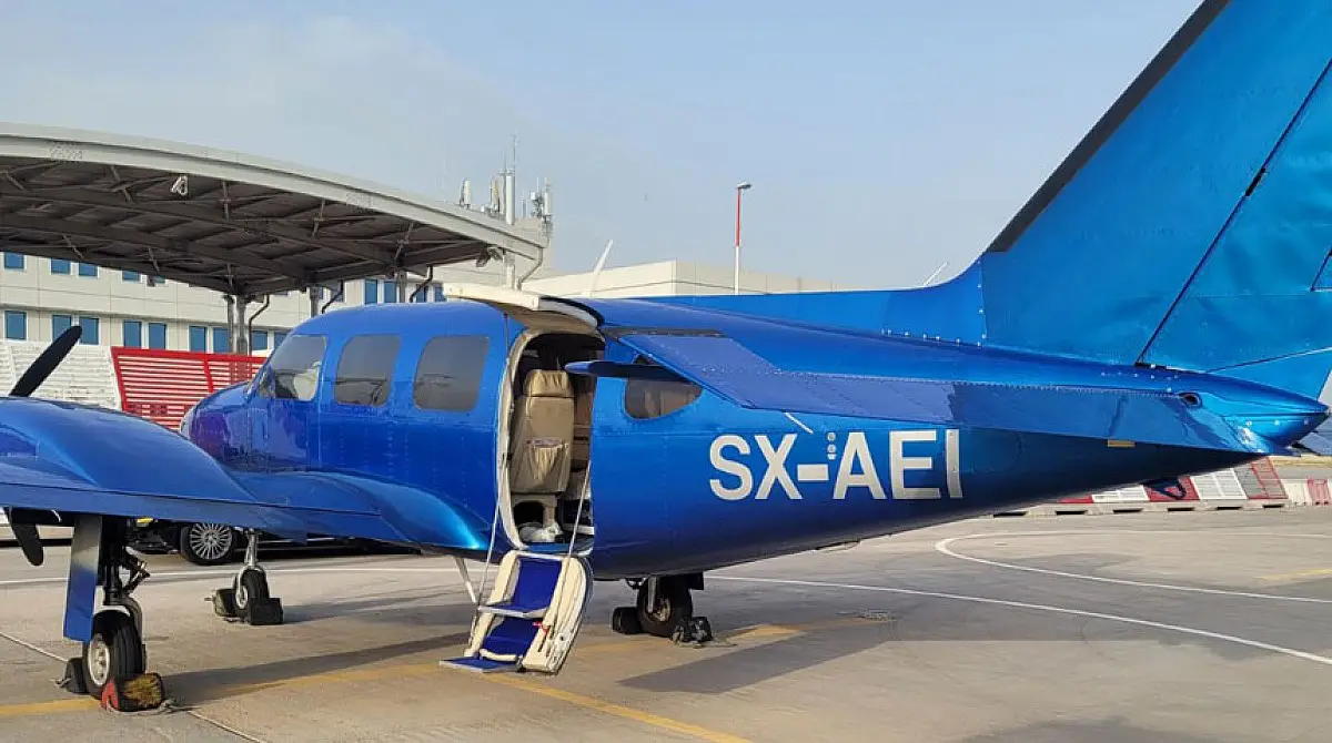 Piper PA-31-325 Navajo C/R SX-AEI operated by Jetway Aviaton Services photo 4