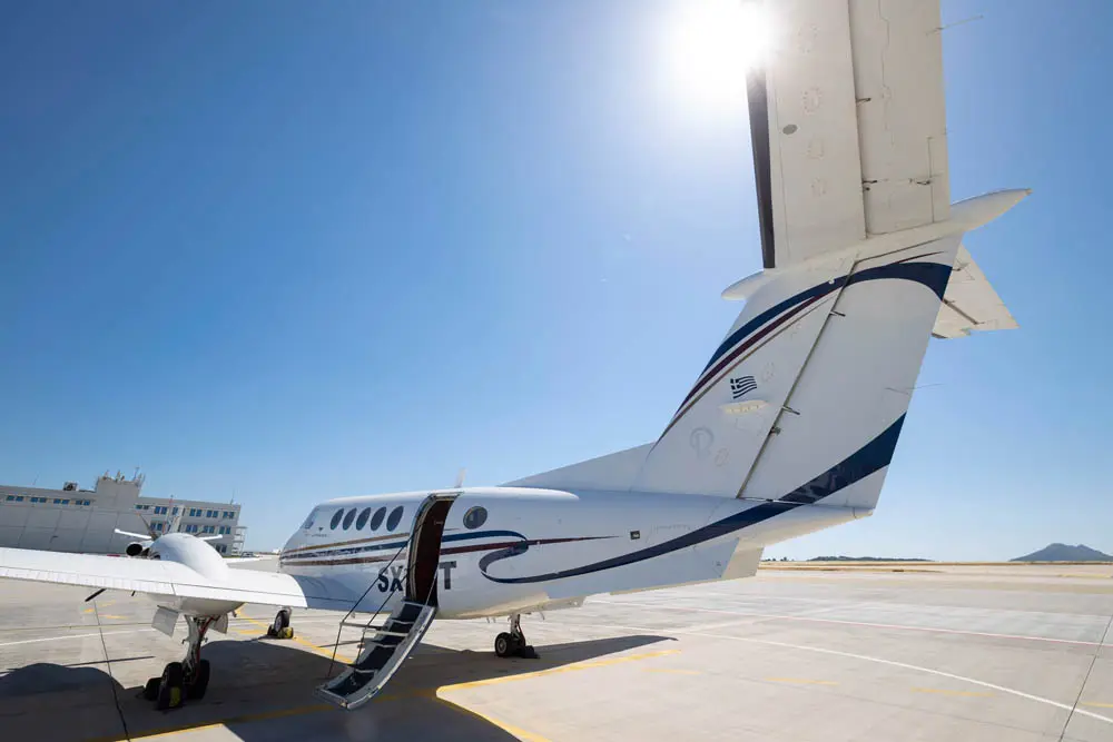 Beechcraft King Air 200 SX-INT operated by Magna Aviation photo 6