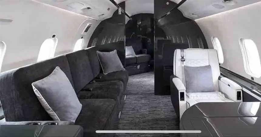 Bombardier Global Express T7-CLG operated by Jet Luxe photo 3