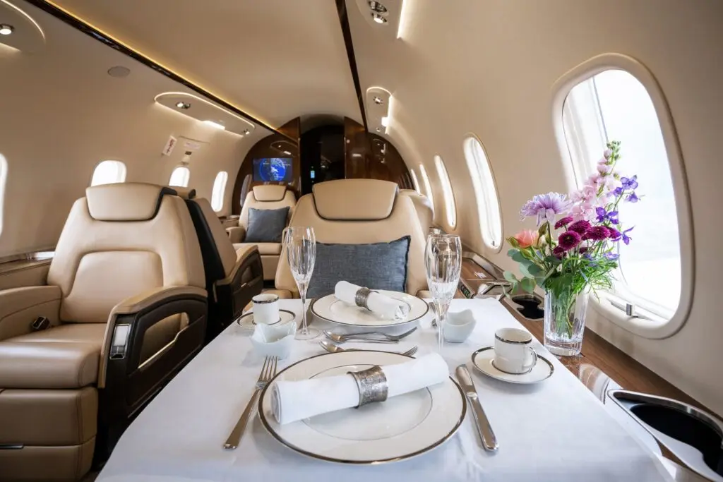 Bombardier Challenger 350 T7-DNK operated by Voluxis photo 2