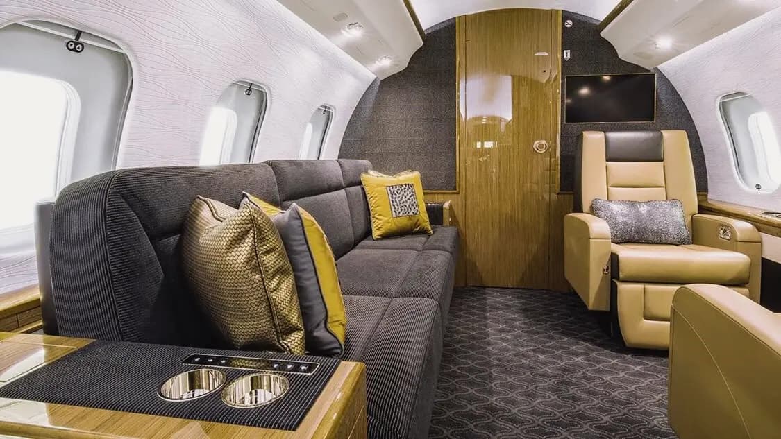 Bombardier Global 5000 T7-M888K operated by Empire Aviation Group photo 3