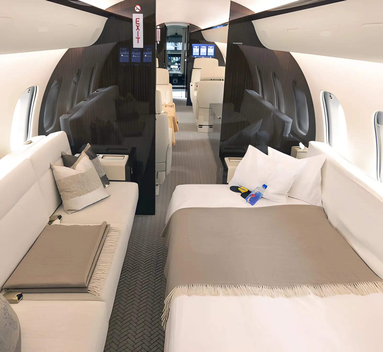 Bombardier Global 5500 T7-NMAYY operated by Avcon Jet AG photo 5