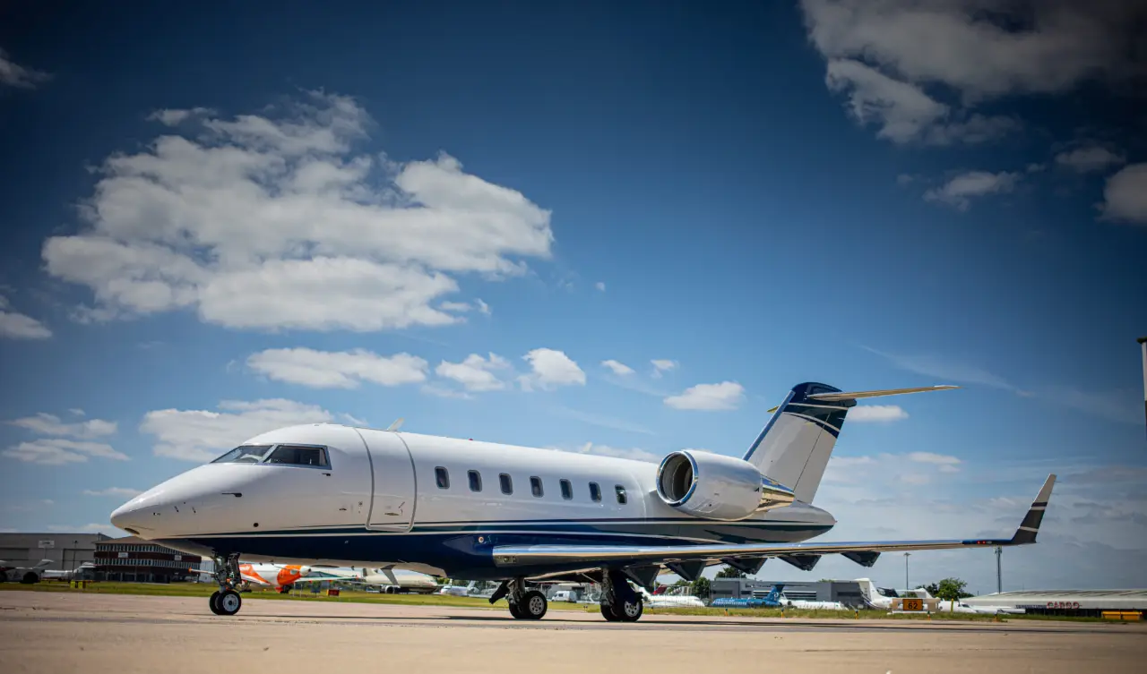 Bombardier Challenger 605 T7-POL operated by AXIS Aviation Group, exterior
