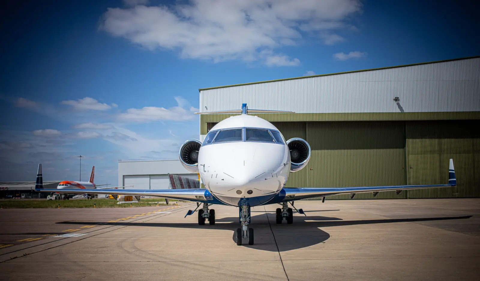 Bombardier Challenger 605 T7-POL operated by AXIS Aviation Group photo 4