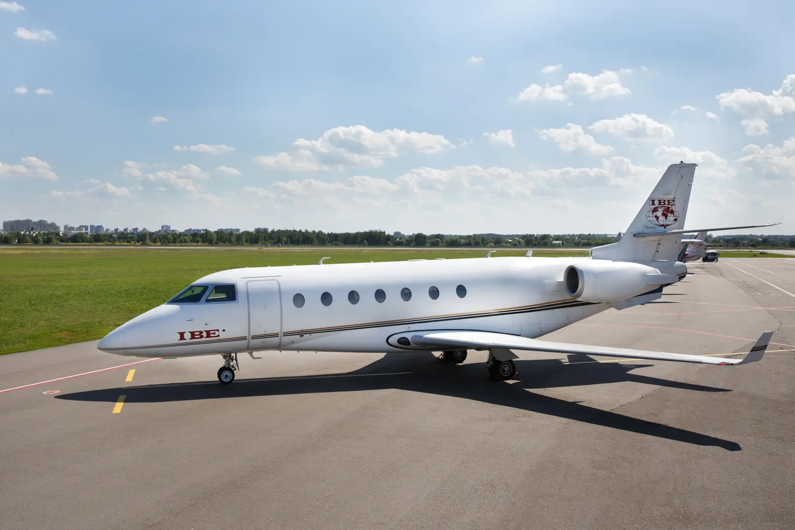 Gulfstream G200 T7-PRM operated by ICS-AERO photo 4