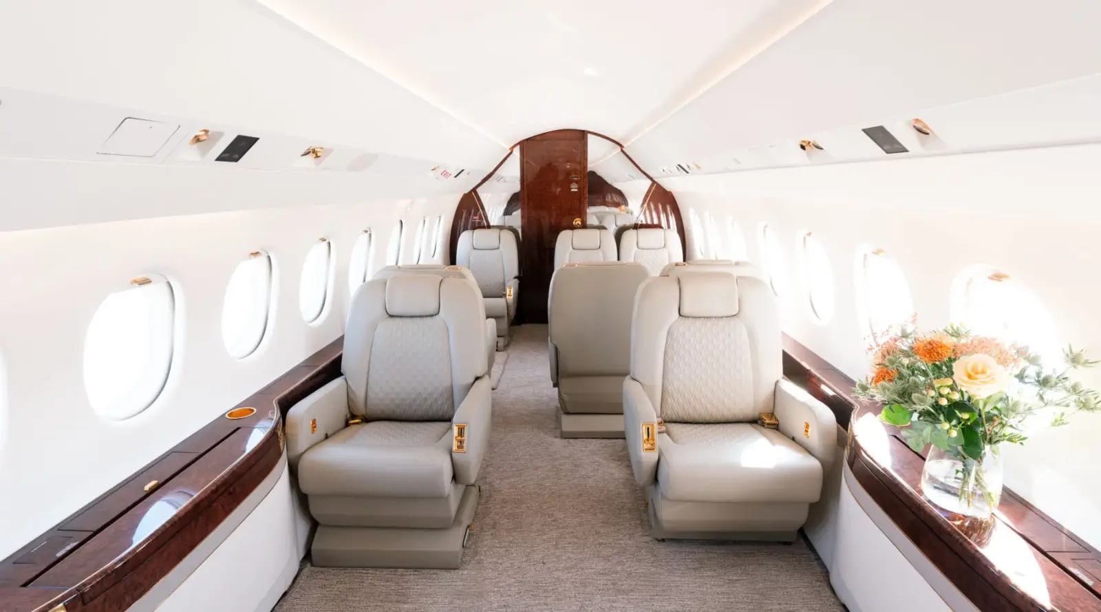 Dassault Falcon 2000 T7-RMD operated by SPARFELL Aviation Group photo 2