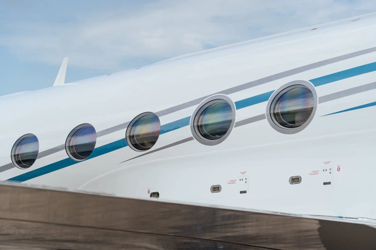 Gulfstream G550 T7-RSG operated by Voluxis photo 5
