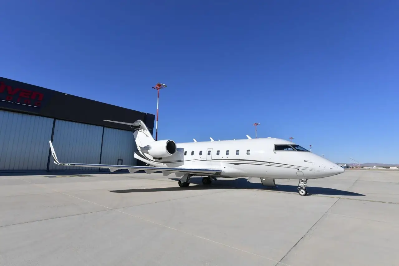 Bombardier Challenger 604 T7-SAHIN operated by Avcon Jet AG photo 2
