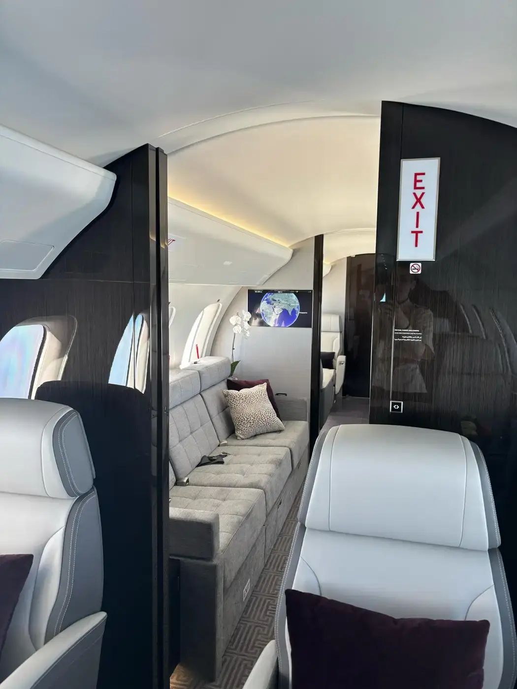 Bombardier Global 7500 T7-TBA operated by Avcon Jet AG photo 3
