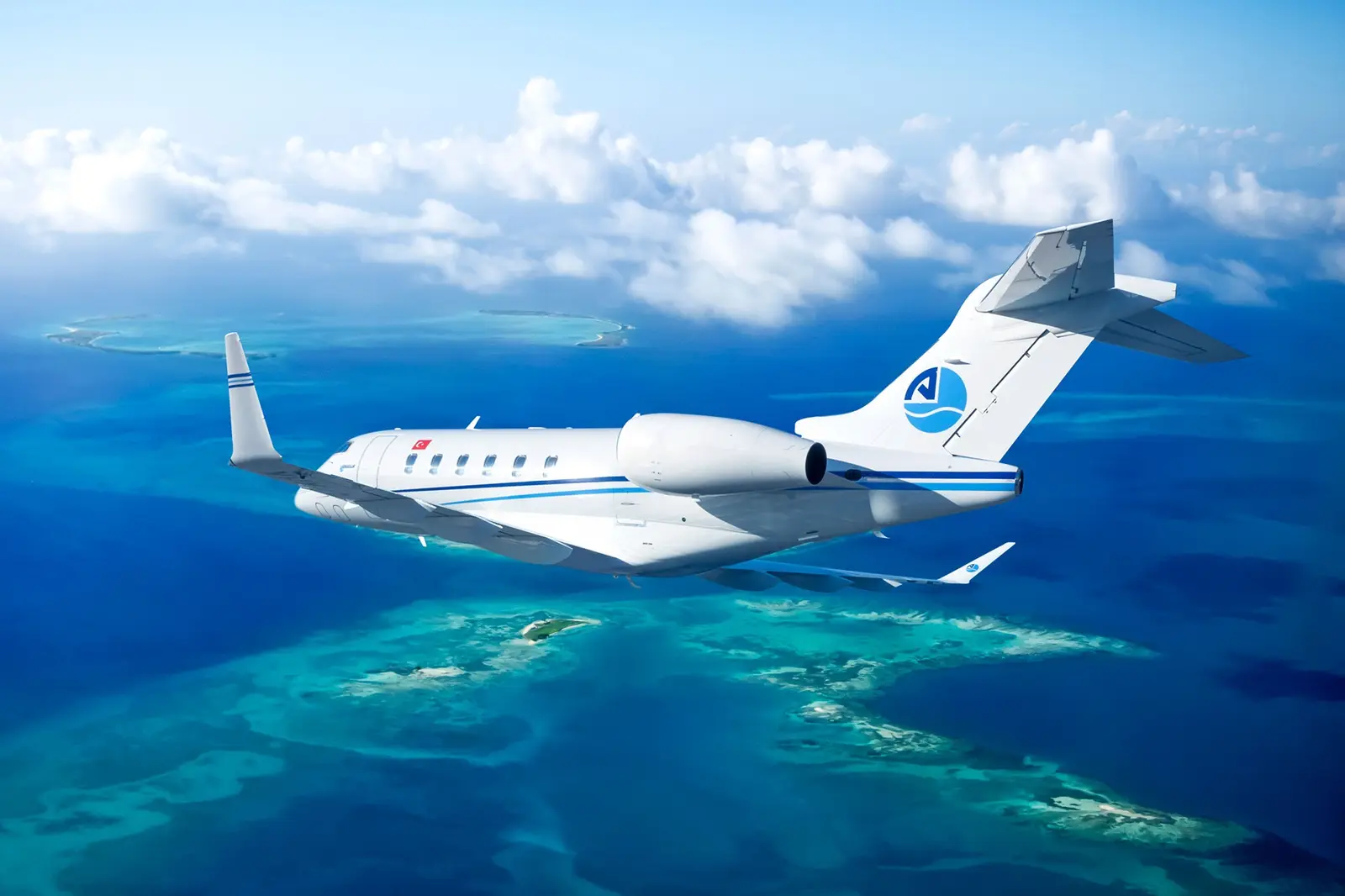 Bombardier Challenger 3500 TC-ARK operated by Arkasair Aviation & Trading S.A. photo 4