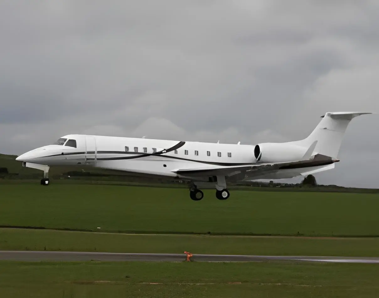 Embraer Legacy 650 TC-ATS operated by Genel Havacilik photo 4