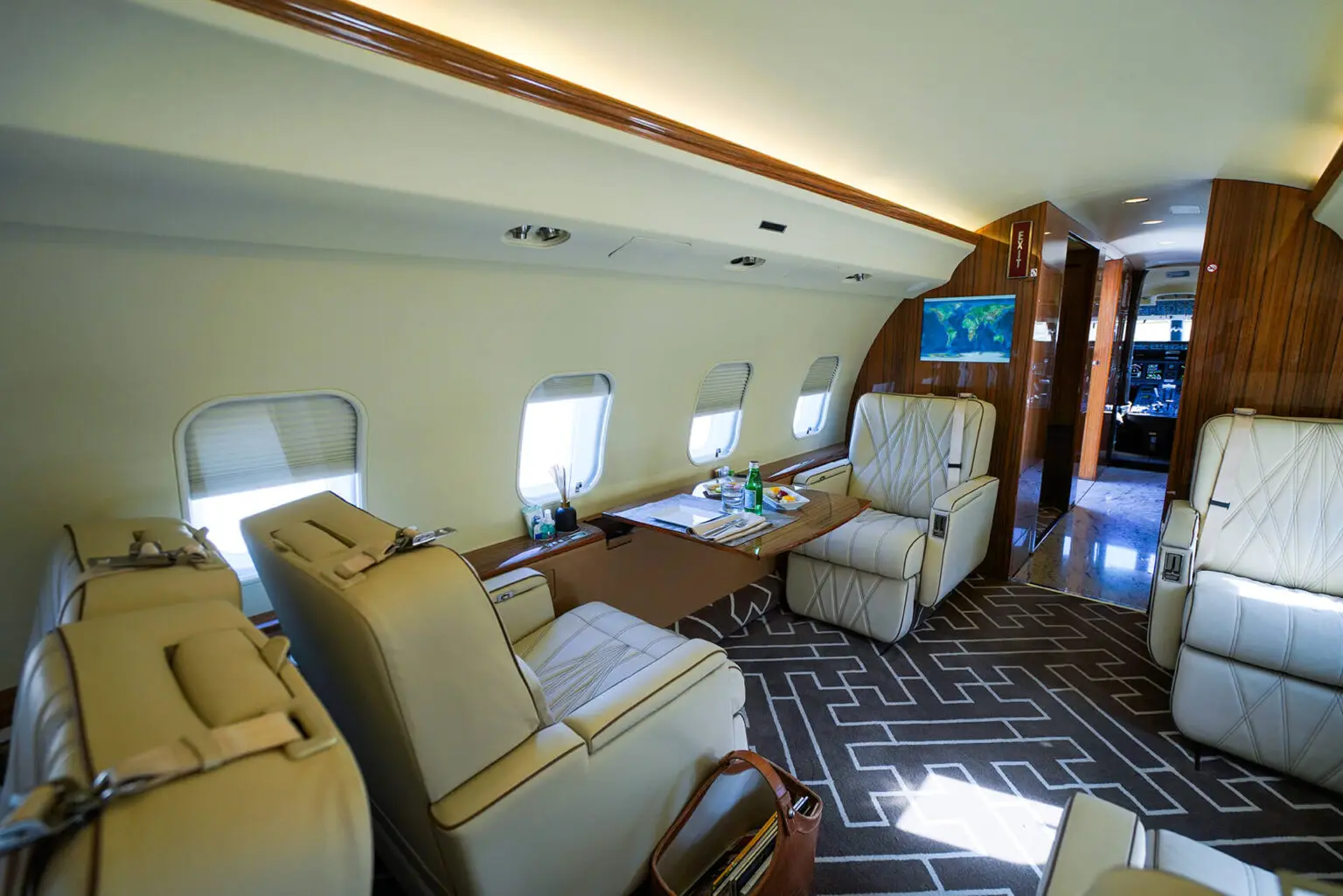 Bombardier Global Express TC-CHN operated by Black Eagle Aero photo 2