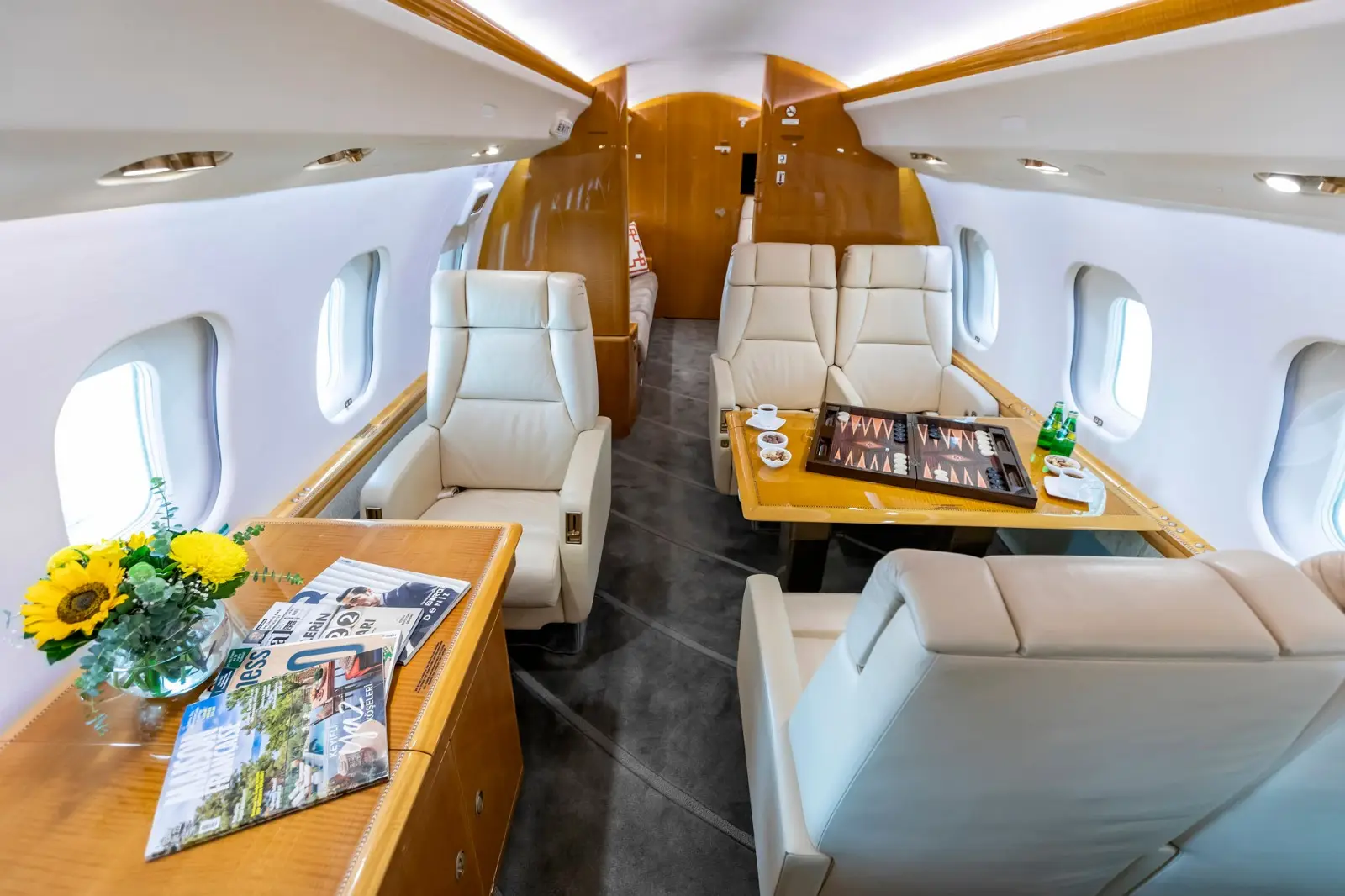 Bombardier Global Express XRS TC-DDD operated by BikiniJet photo 6