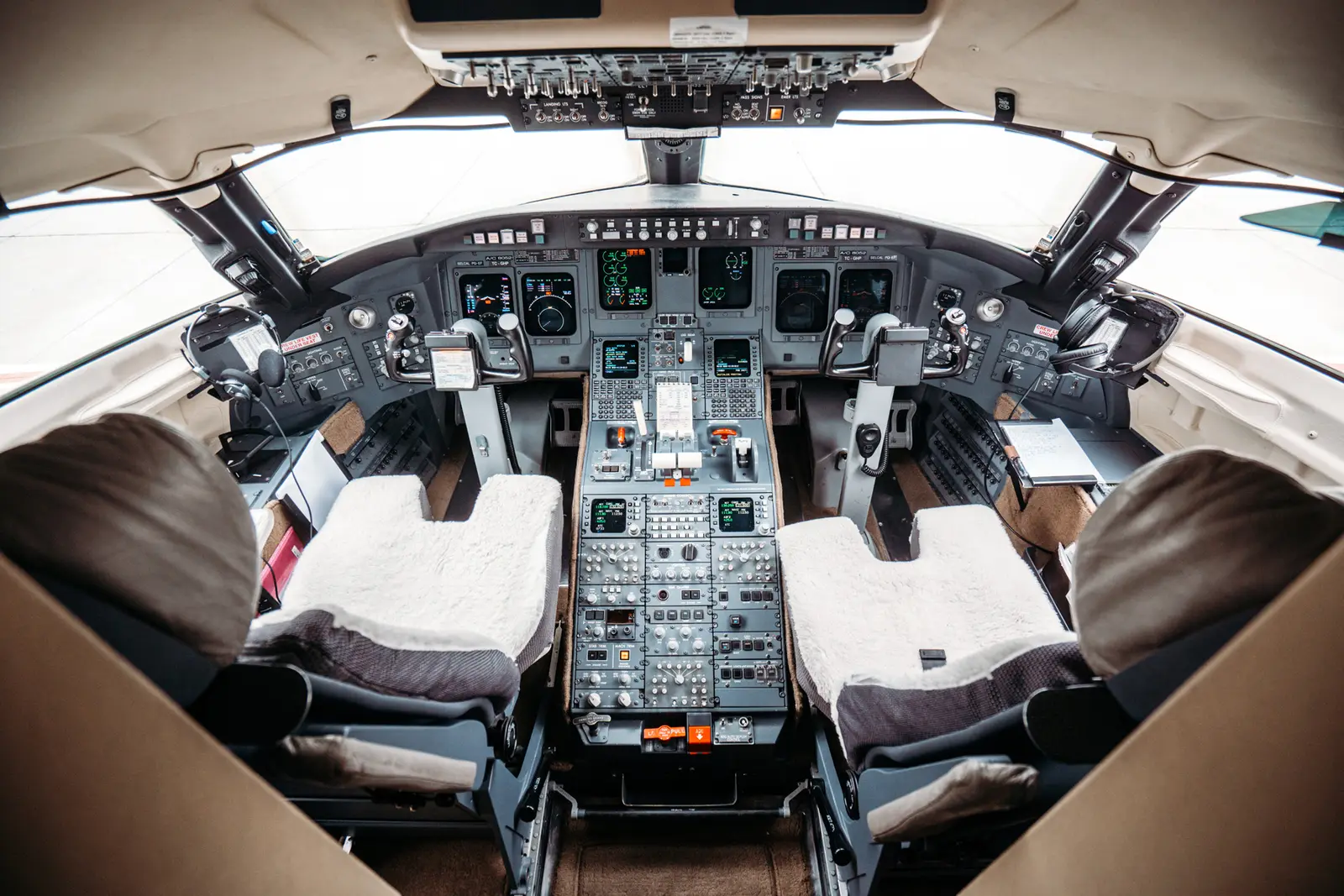 Bombardier Challenger 850 TC-GHP operated by Bonair Havacilik photo 5