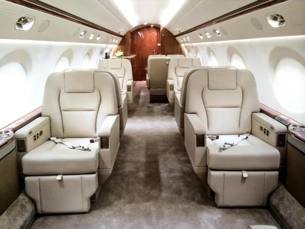 Gulfstream G550 TC-KHG operated by Korfez Havacilik photo 6