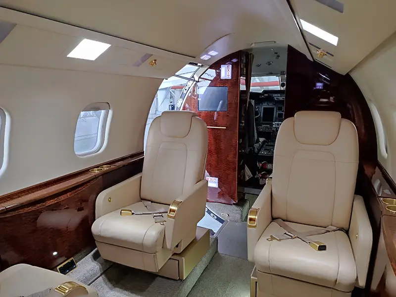 Bombardier Learjet 60XR TC-KLC operated by MC Aviation (MC Havacilik) photo 4