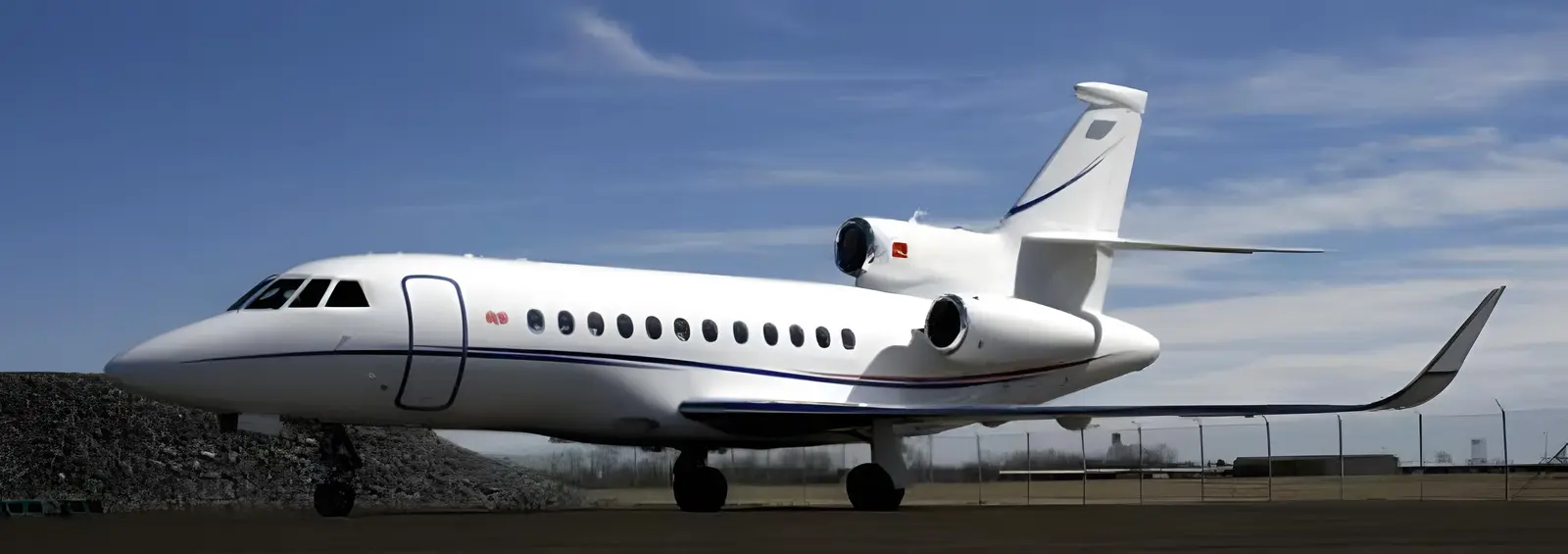 Dassault Falcon 900LX TC-MKR operated by BikiniJet photo 4