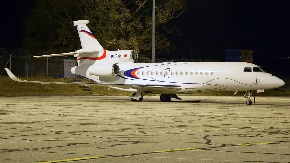 Dassault Falcon 8X TC-RMK operated by Setair photo 5