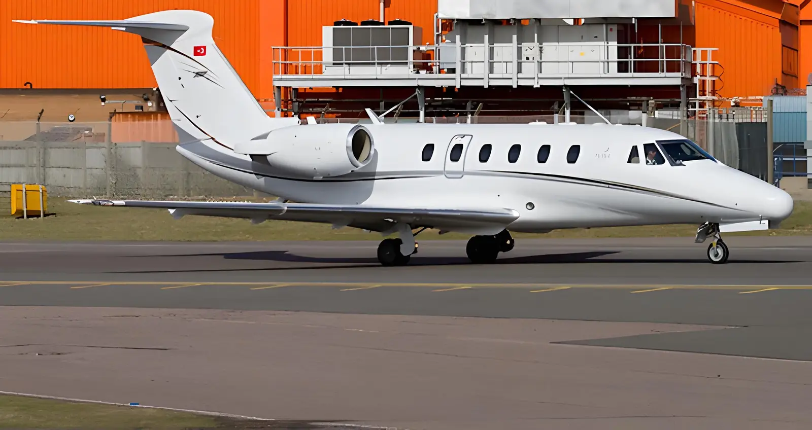 Cessna Citation VII TC-STO operated by JetForMe photo 3