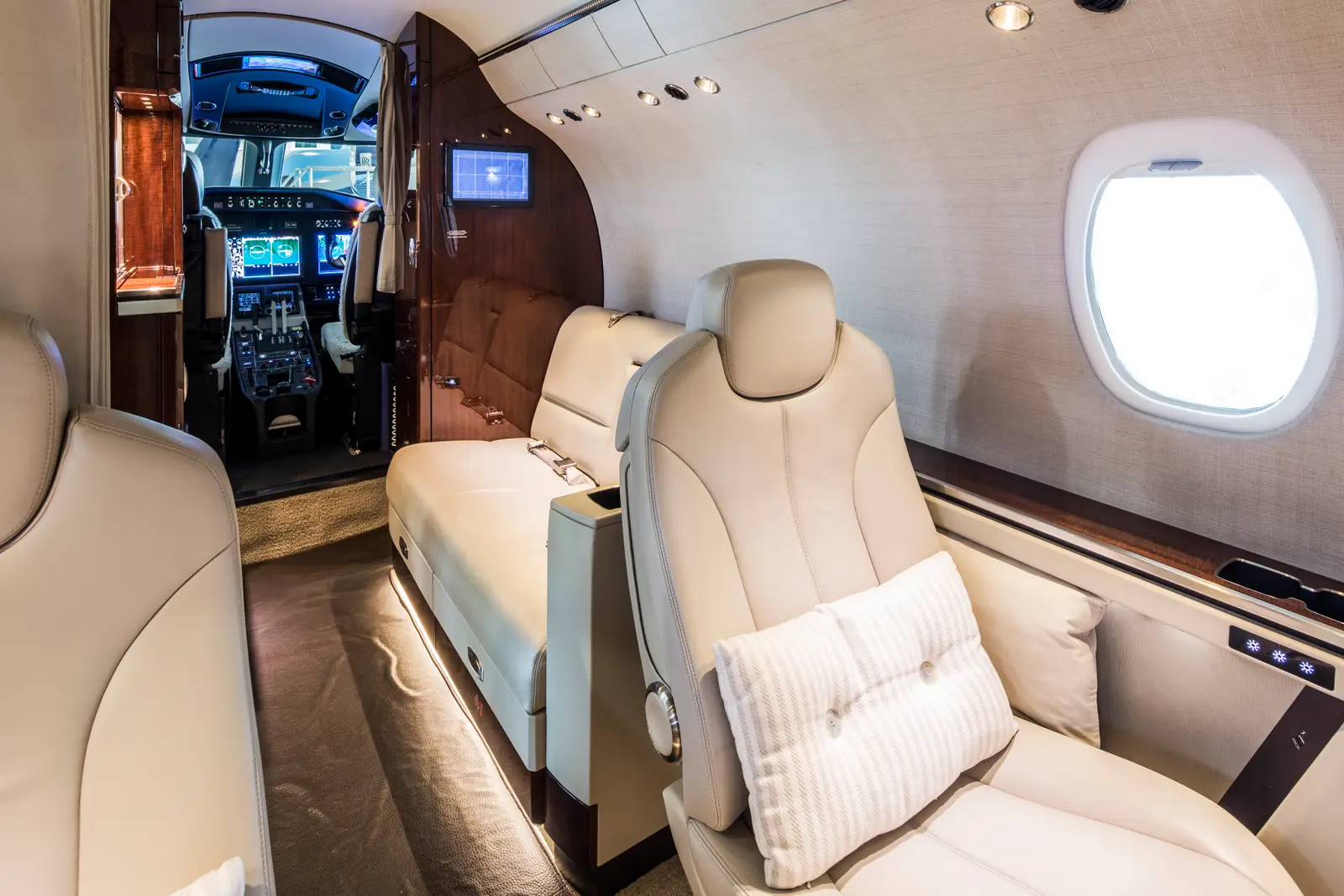 Cessna Citation Latitude TC-TVH operated by BikiniJet photo 6