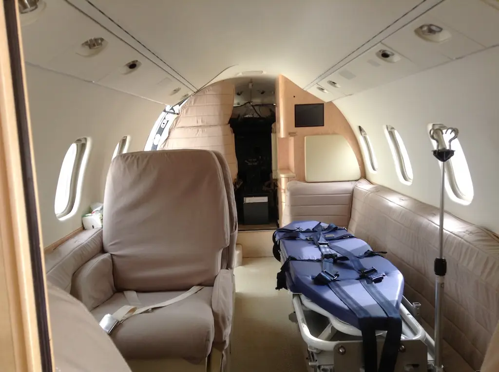 Bombardier Learjet 60 VH-NPP operated by Chiron Flight Services Pte Ltd photo 2