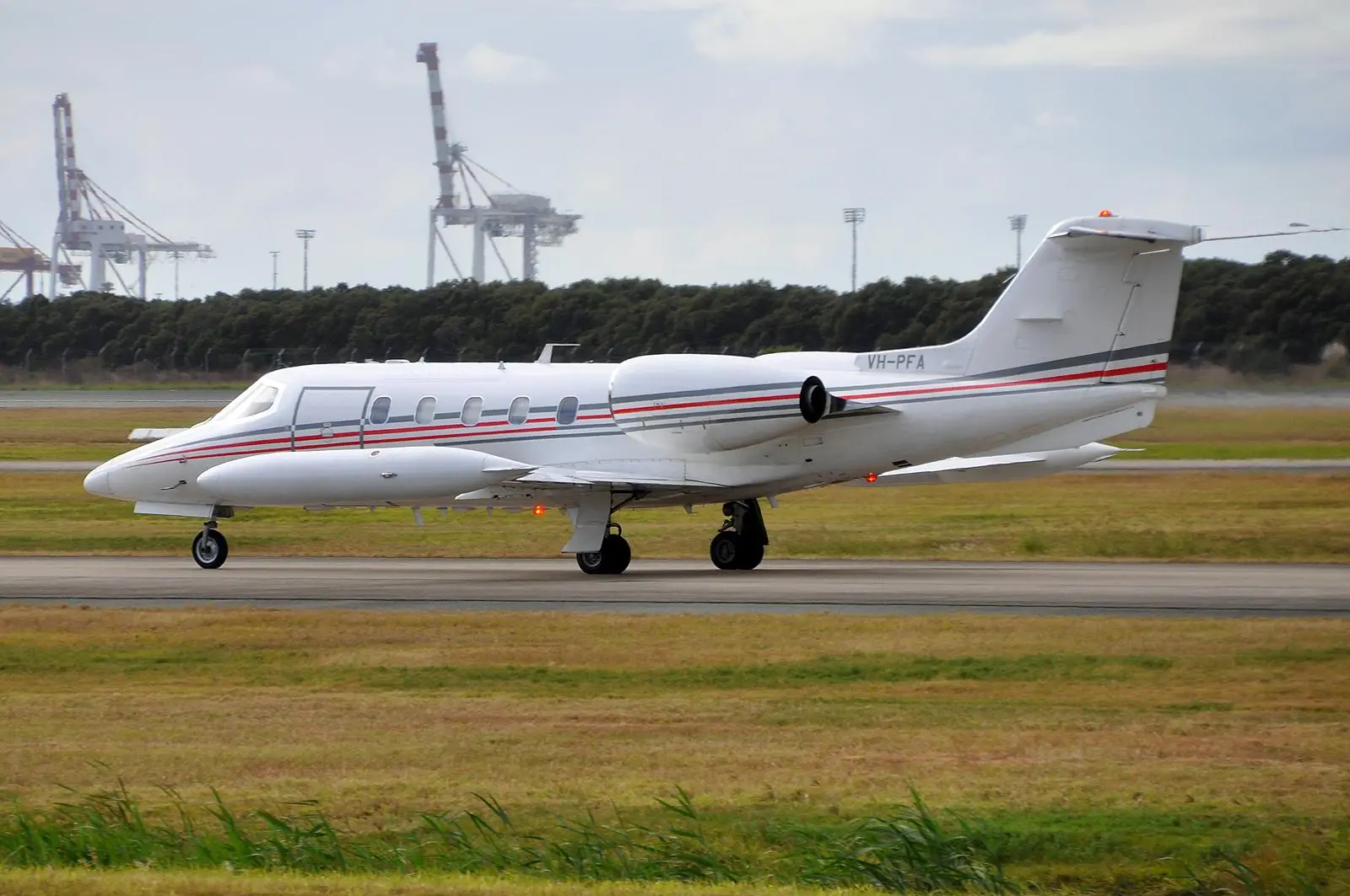Bombardier Learjet 35A VH-PFA