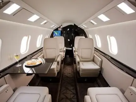 Bombardier Learjet 60 VH-RDI operated by Seletar Jet Charter Pte Ltd (Red Dot Air Ambulance Pte Ltd) photo 3