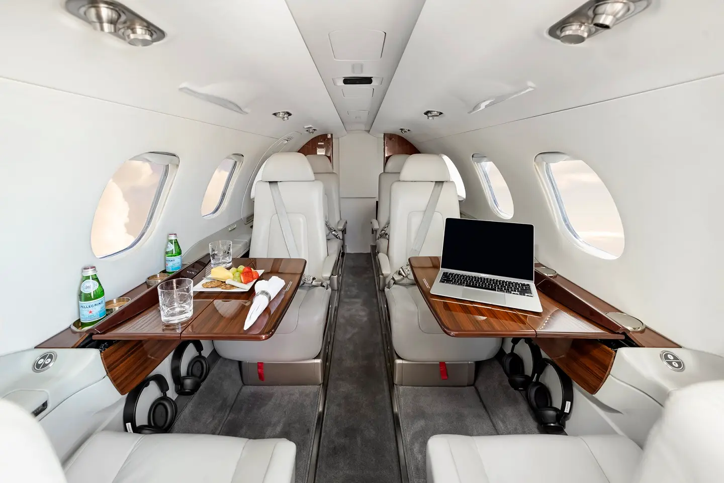 Embraer Phenom 300 VH-VKX operated by Flight Options Australia Pty Ltd photo 6