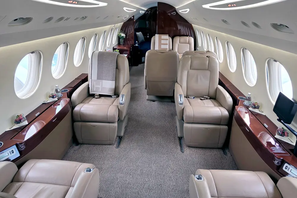 Dassault Falcon 7X VH-X78 operated by Luxaviation Asia-Pacific photo 2