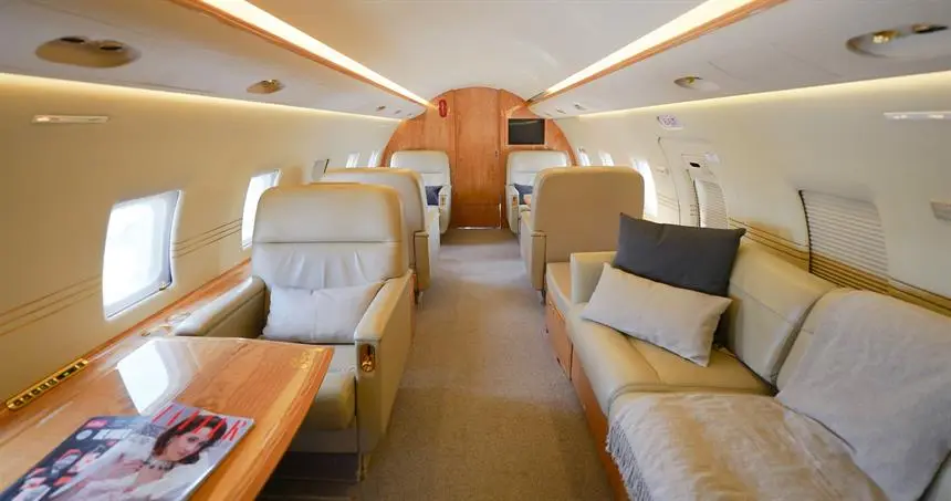 Bombardier Challenger 604 VP-CAS operated by Arab Wings photo 2